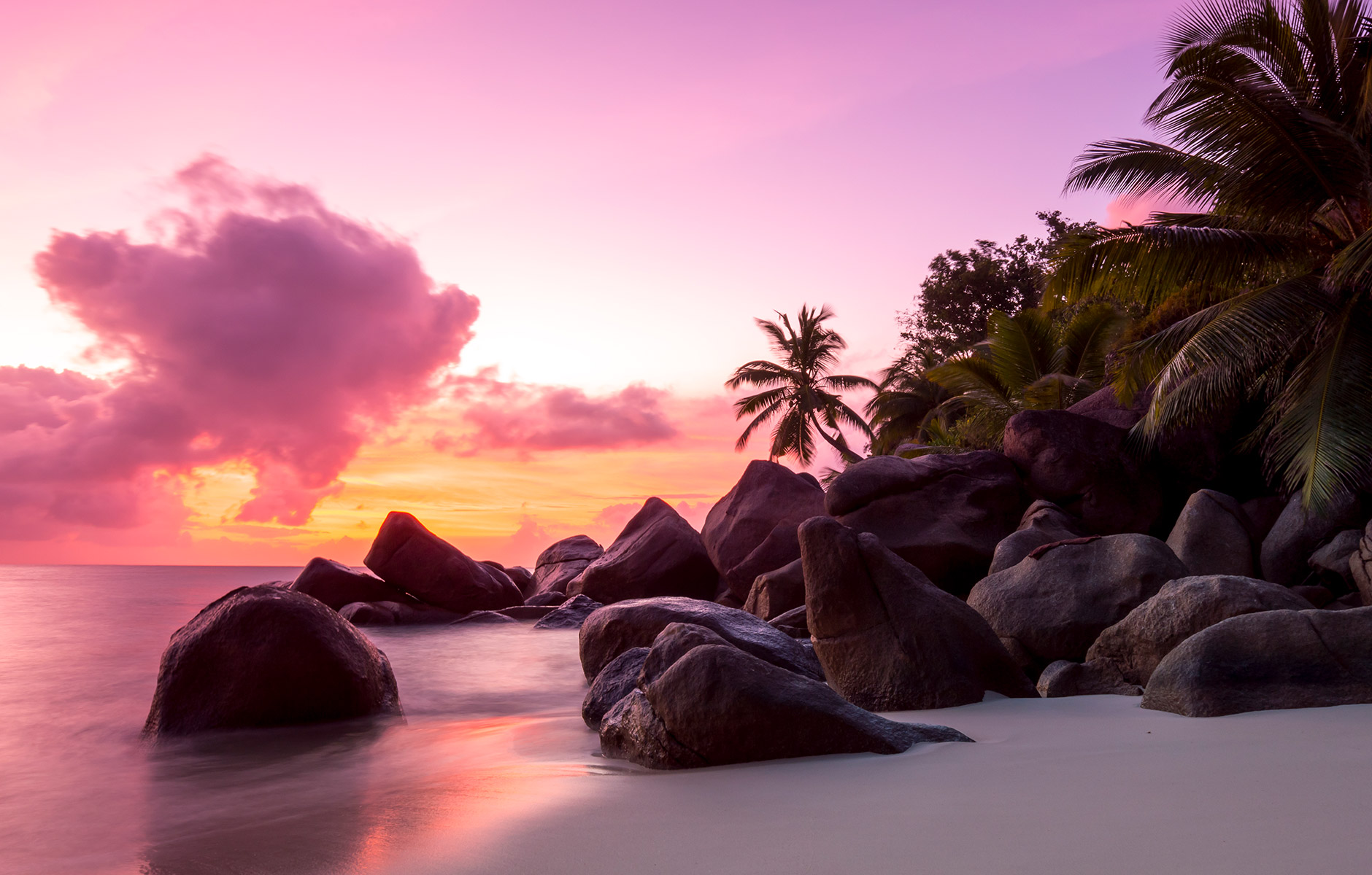 Abendstimmung am Strand der Seychellen